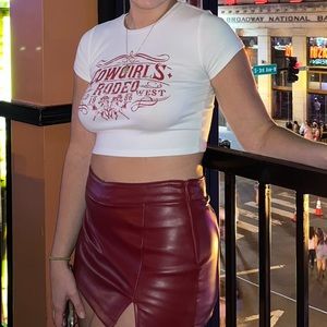 Cowgirls Rodeo Cropped Tee